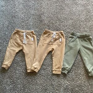 Toddler boy, H&M, sweat pants. Size 2T